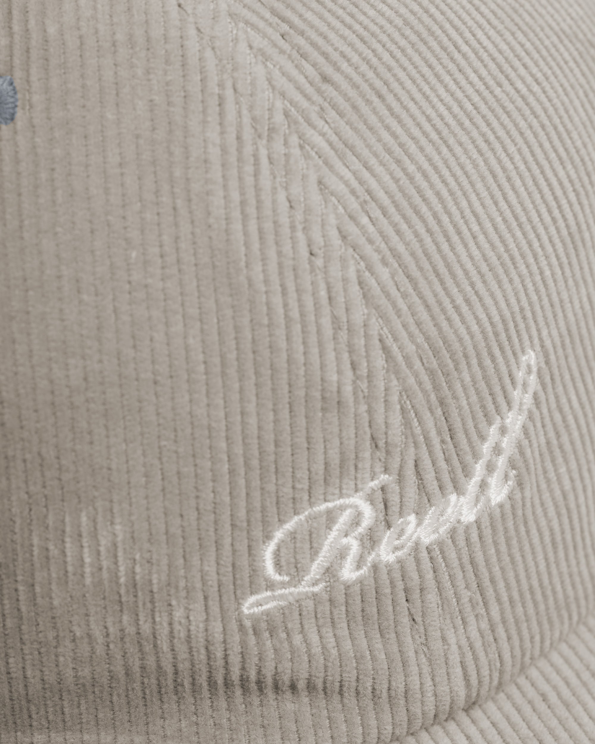 Single Script Cap Light Grey Cord