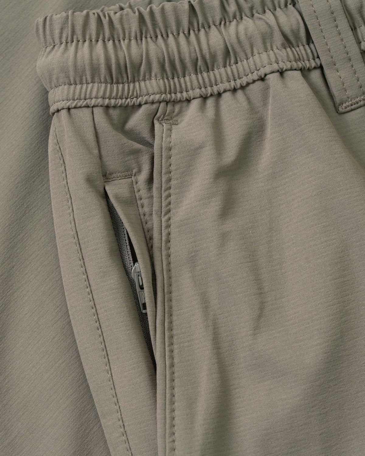 Douwe Macaré X REELL Chino Grey Green
