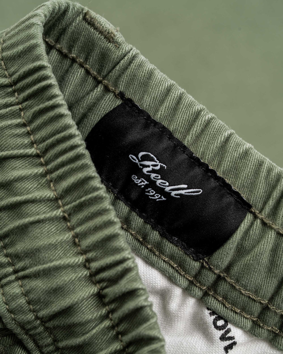 Reflex Loose Chino Light Olive