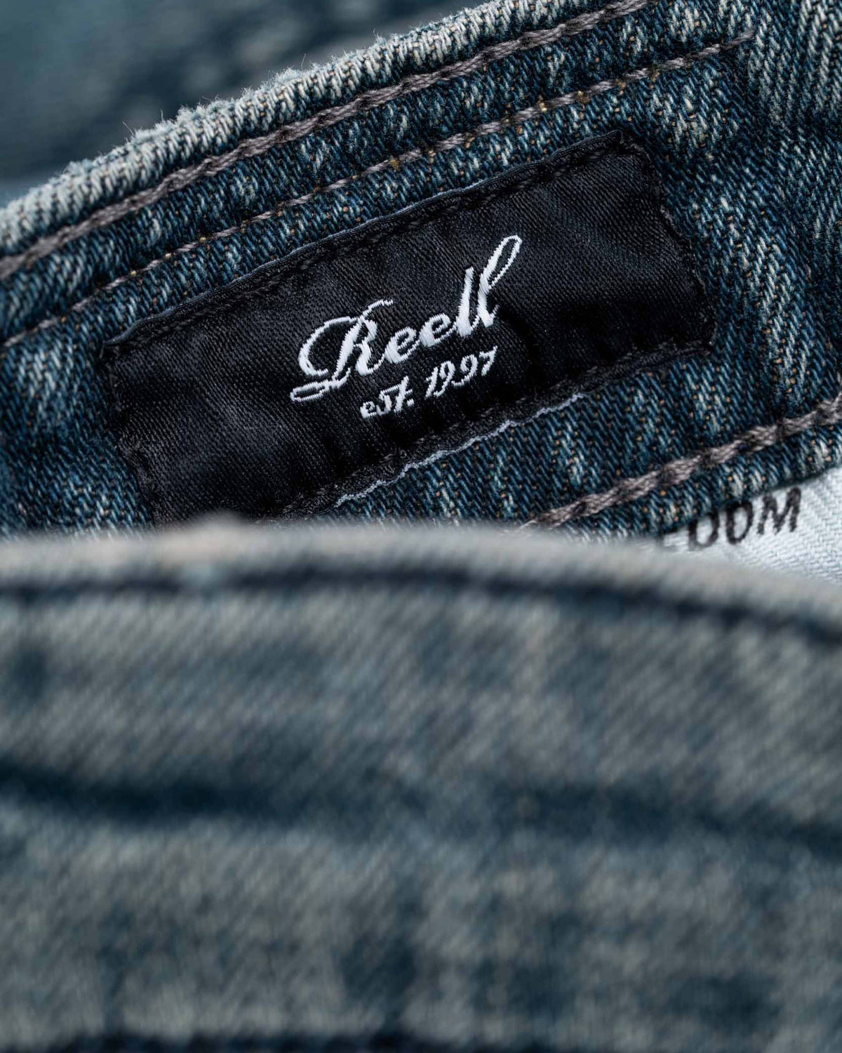 Solid Short Mystic Light Blue