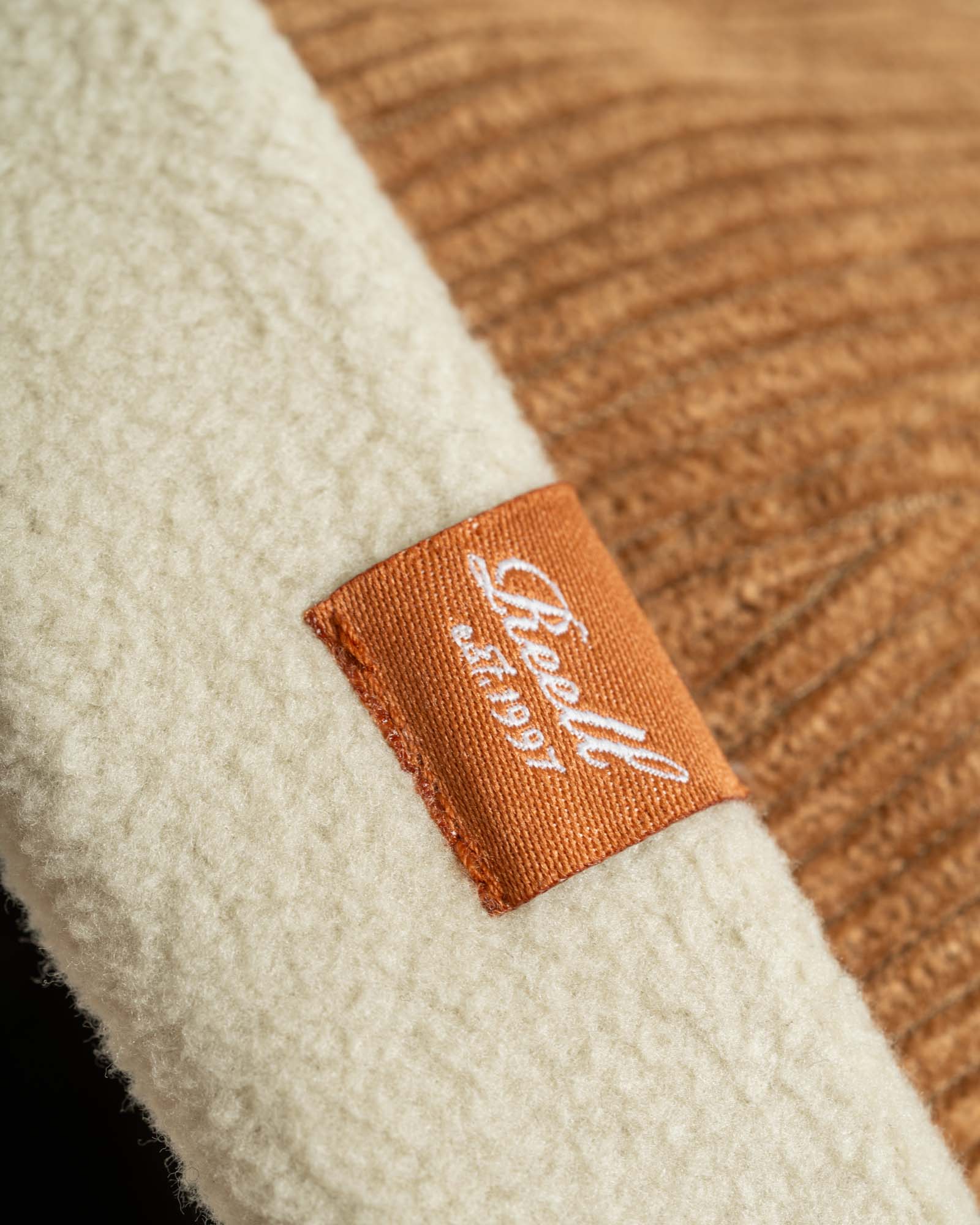 Docker Cap Light Brown Cord / Sand Fleece