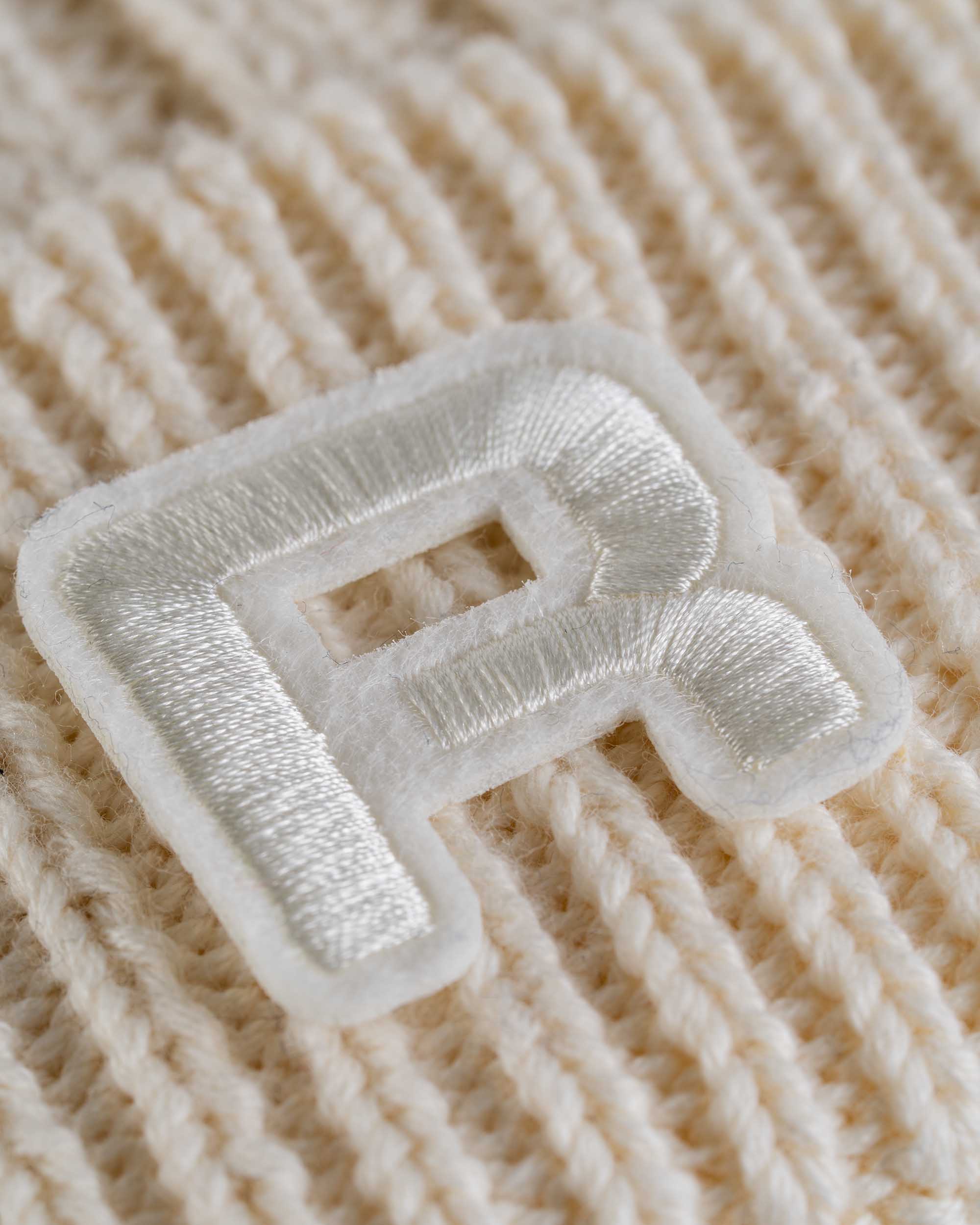 Ease Beanie Off-White