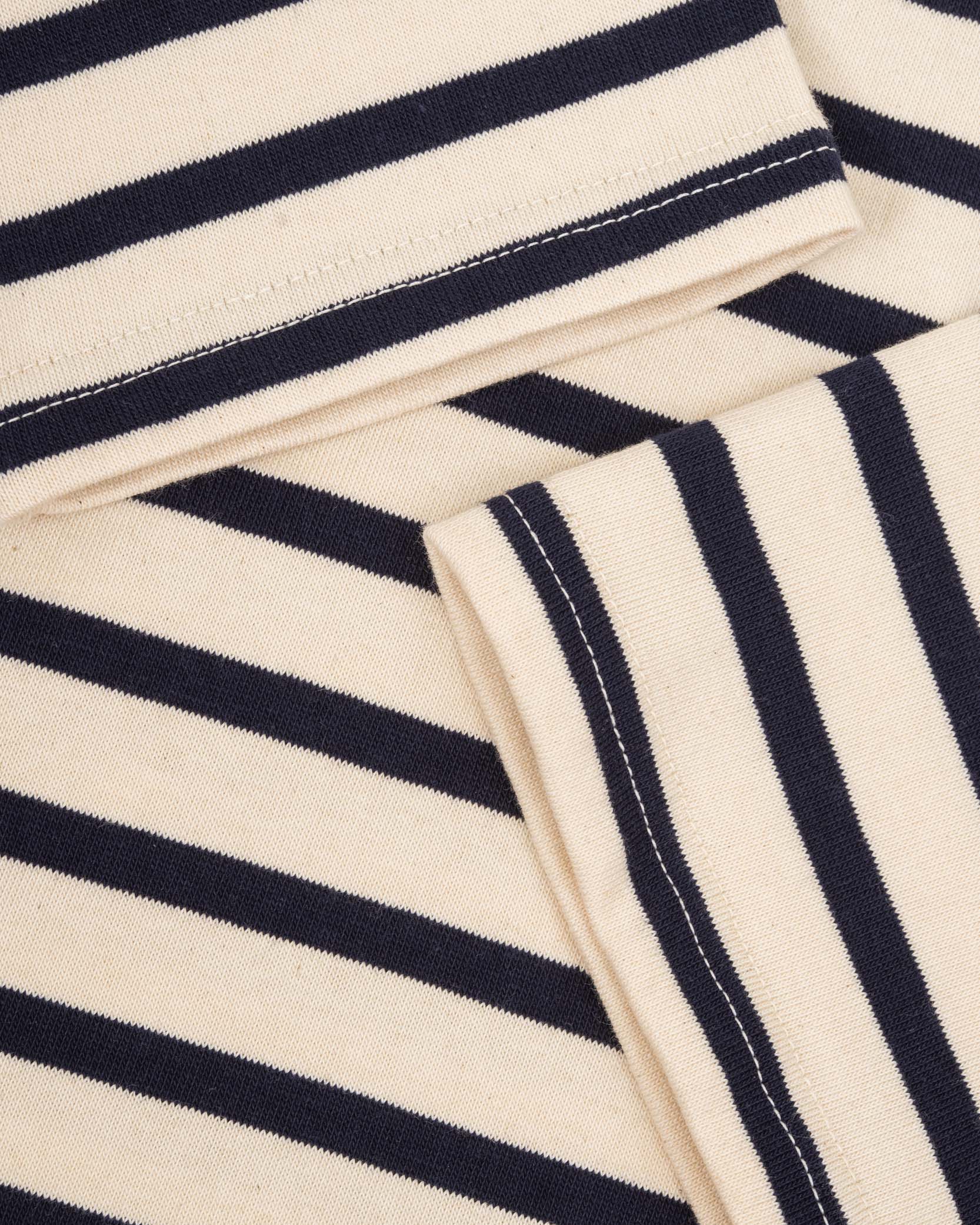 Cross Longsleeve Offwhite / Navy